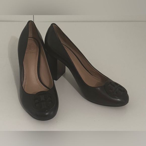 Tory Burch Powder Coated Shiny Logo Pumps 85mm Block Heel Mestico Women's 5.5 - Picture 6 of 11